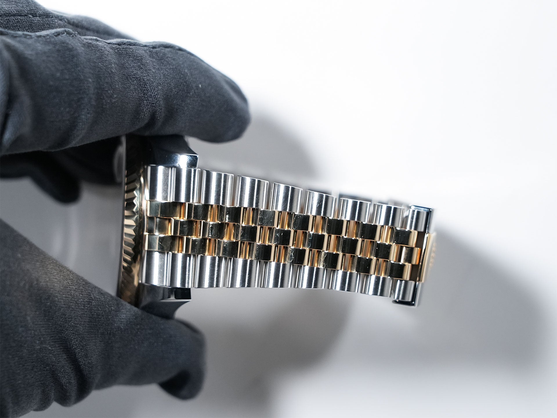 ロレックス スカイドゥエラー Ref.326933 ステンレススチール/イエローゴールド ブラック文字盤 ジュビリーブレスレット 美品 h3r2br8t