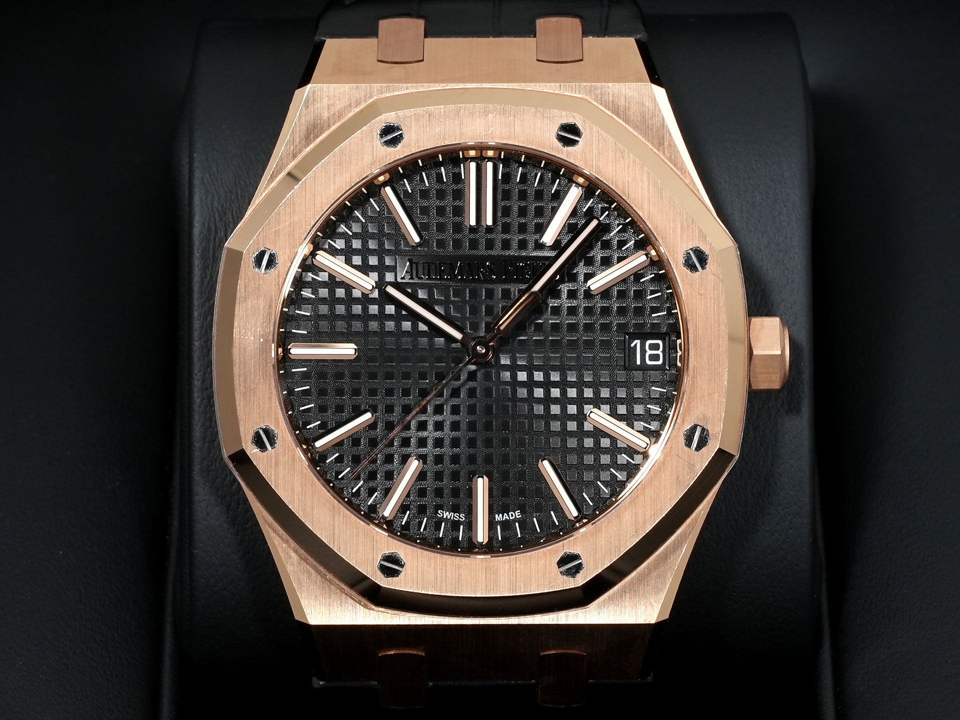 Audemars Piguet Royal Oak 50th Anniversary Ref. 15510OR.OO.D002CR.01 Pink Gold Black Dial Pre-owned im78dcg3