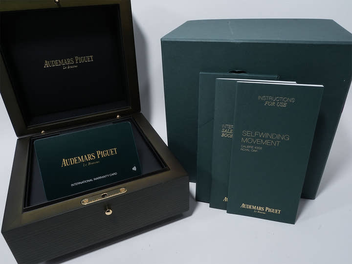 オーデマピゲ ロイヤルオーク 50周年記念 Ref.15510OR.OO.D002CR.01 ピンクゴールド ブラック文字盤 中古 im78dcg3