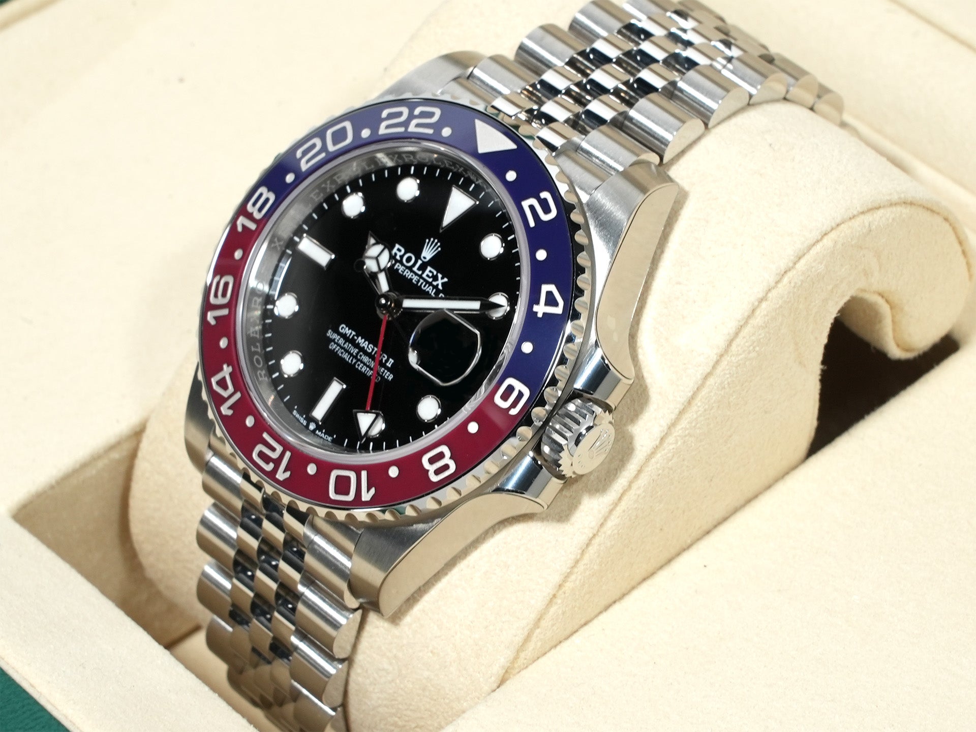 ロレックス GMTマスターII Ref.126710BLRO ステンレススチール ブラック文字盤 ジュビリーブレスレット 未使用 9hpmkt5o