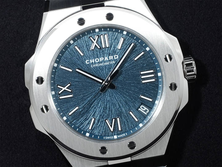 ショパール アルパイン イーグル 41 Ref.298600-3001 ステンレススチール ブルー文字盤 未使用 qi349xu4