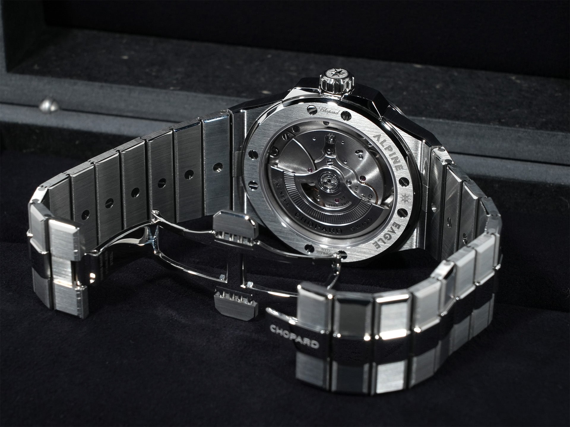 ショパール アルパイン イーグル 41 Ref.298600-3001 ステンレススチール ブルー文字盤 未使用 qi349xu4