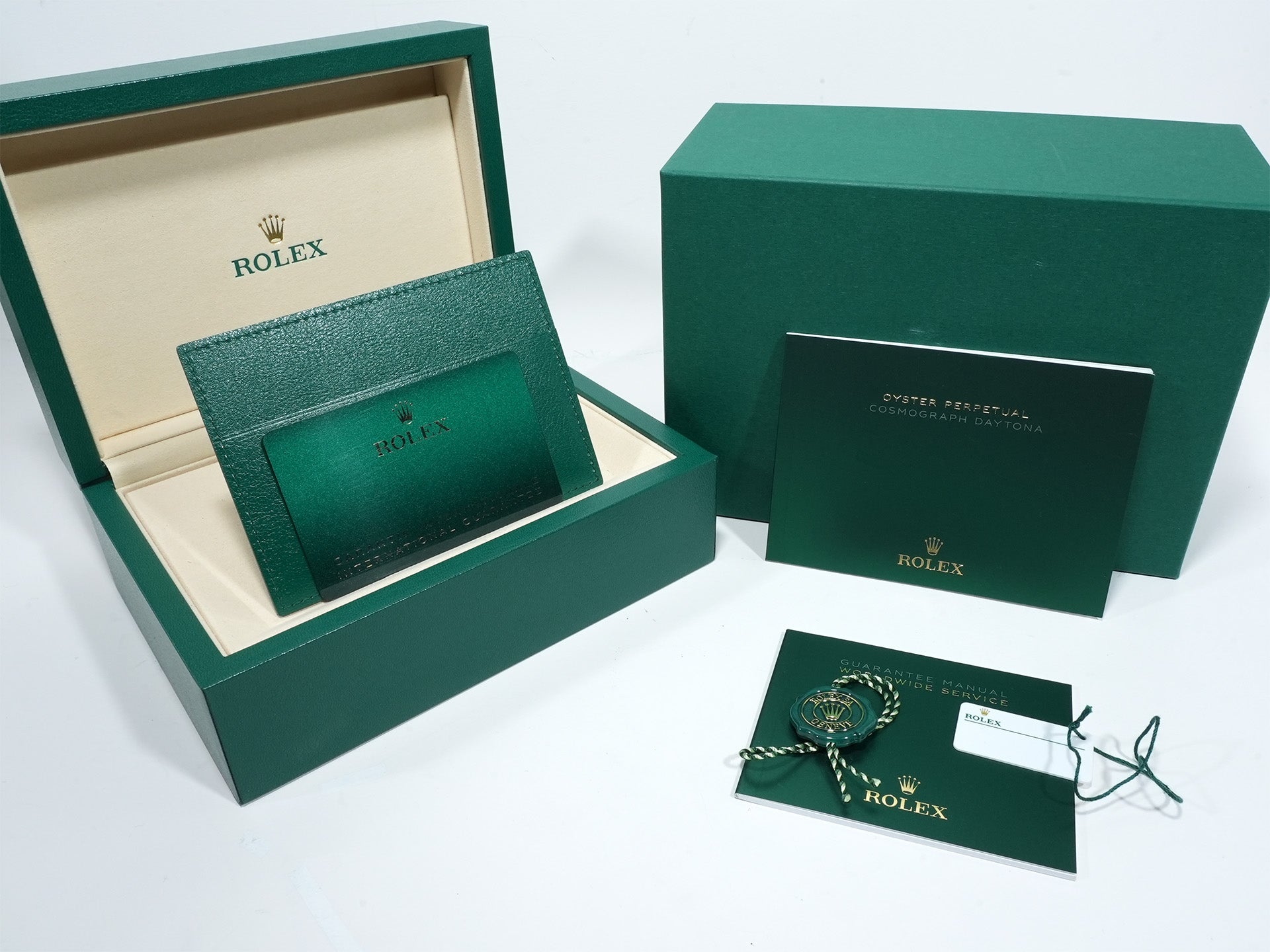 ロレックス デイトナ Ref.126500LN ステンレススチール ブラック文字盤 未使用 edu9gkh2