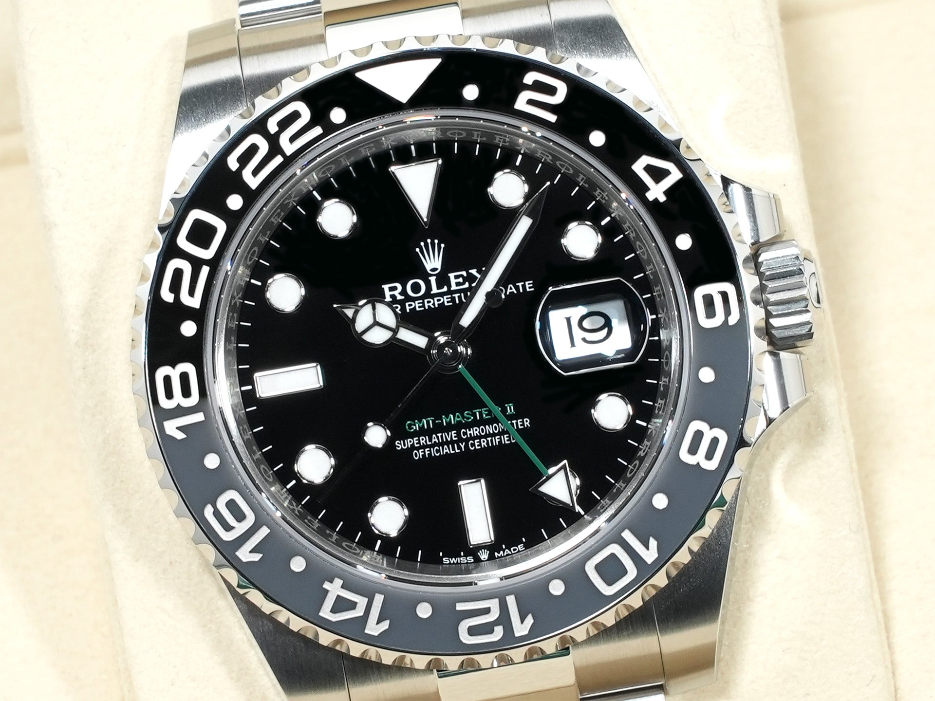 Rolex GMT-Master II Ref. 126710GRNR Stainless Steel Black Dial Oyster Bracelet Unused xqo7sy9b
