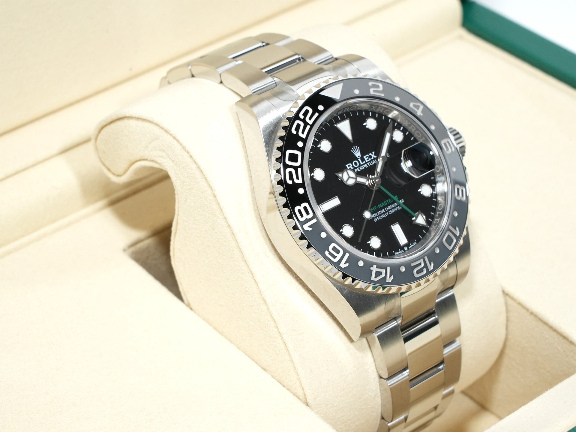 ロレックス GMTマスターII Ref.126710GRNR ステンレススチール ブラック文字盤 オイスターブレスレット 未使用 nia2n7s3