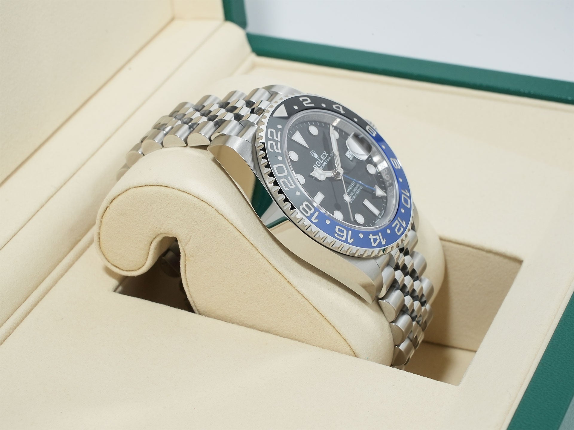 ロレックス GMTマスターII Ref.126710BLNR ステンレススチール ブラック文字盤 ジュビリーブレスレット 未使用 d2np85qa