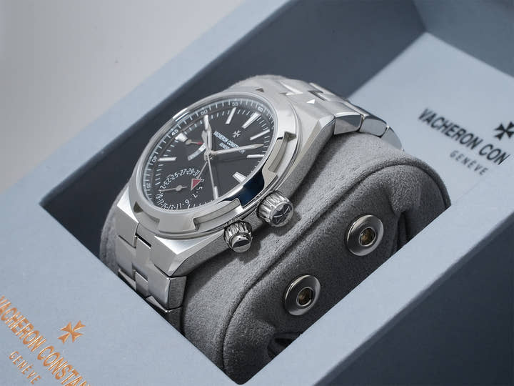 Vacheron Constantin Overseas Dual Time Ref. 7920V/210A-B546 Stainless Steel Black Dial Excellent Condition krr3j383