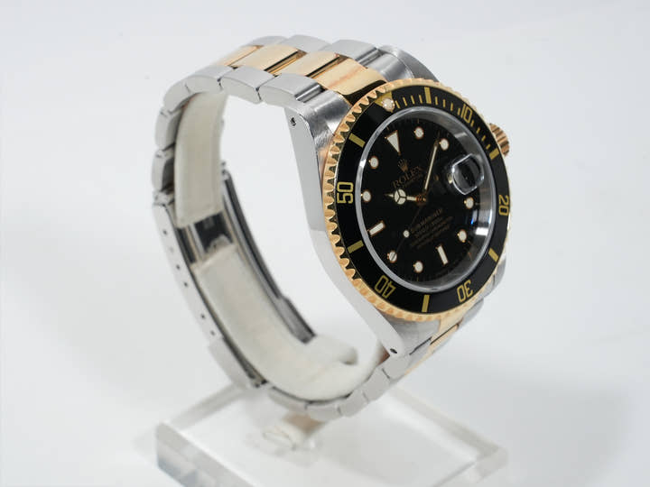 ロレックス サブマリーナー デイト Ref.16613LN ステンレススチール/イエローゴールド ブラック文字盤 中古 8jw9gofw