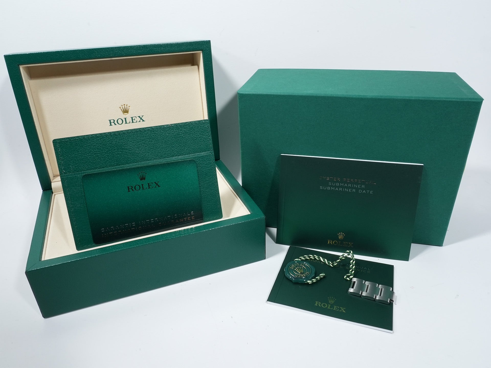 ロレックス サブマリーナー デイト Ref.126610LN ステンレススチール ブラック文字盤 未使用 r83edrp2