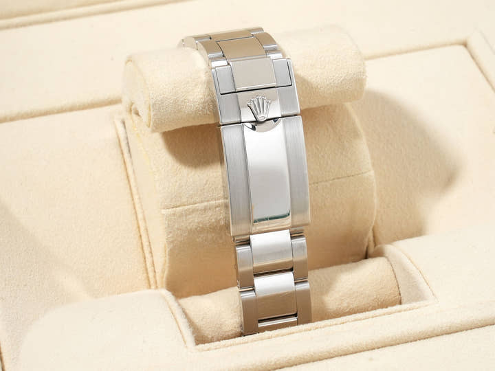 ロレックス デイトナ Ref.116506A プラチナ アイスブルー文字盤 中古 jy5hfib8