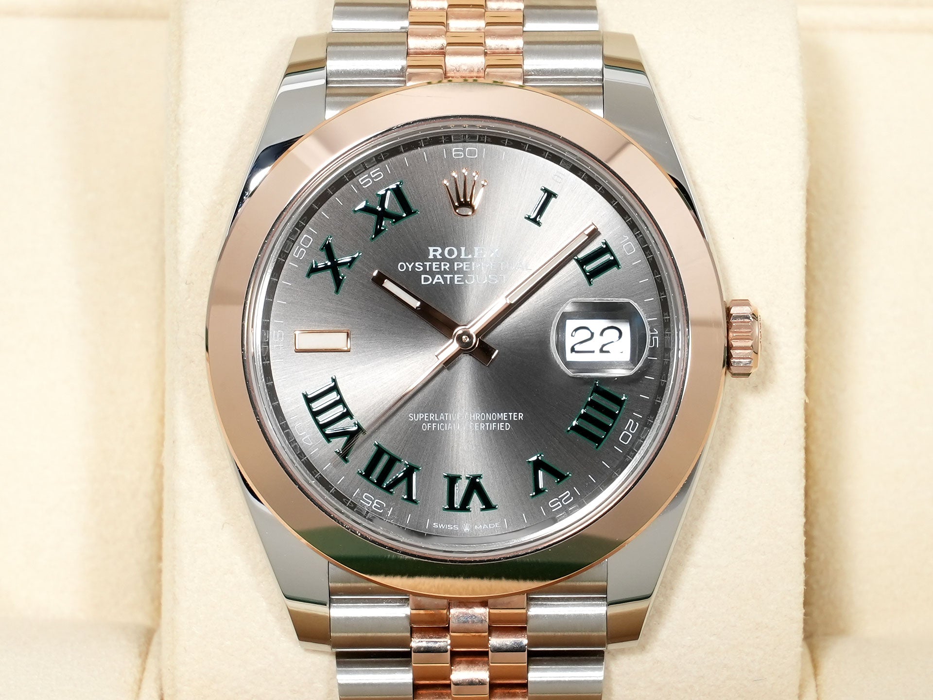 ロレックス デイトジャスト41 Ref.126301 ステンレススチール/エバーローズゴールド スレートローマン文字盤 ジュビリーブレスレット 中古 f7rv7r9z