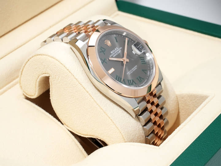 ロレックス デイトジャスト41 Ref.126301 ステンレススチール/エバーローズゴールド スレートローマン文字盤 ジュビリーブレスレット 中古 f7rv7r9z