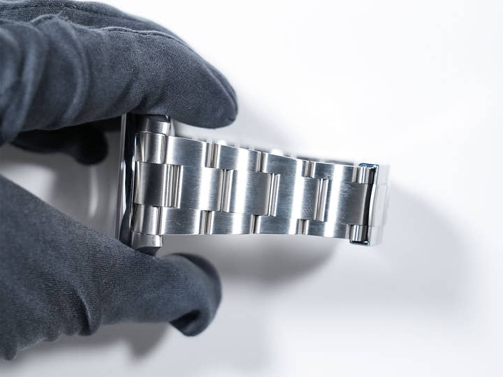 ロレックス オイスターパーペチュアル41 Ref.124300 ステンレススチール シルバー文字盤 中古 n2xsw3fg