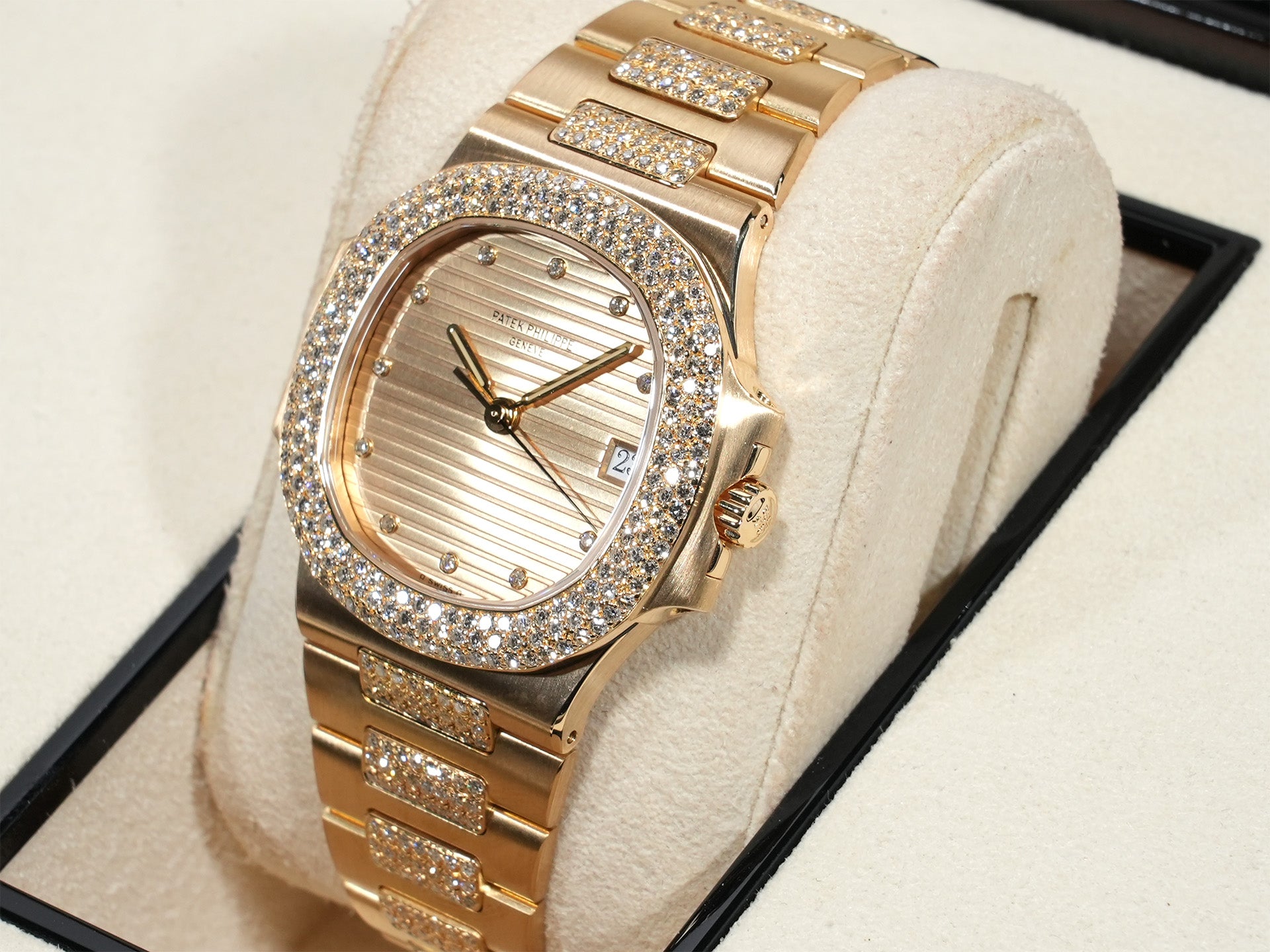 パテックフィリップ ノーチラス Ref.3800/5J-001 イエローゴールド シャンパンx11Pダイヤ文字盤 美中古 c8ez3p39