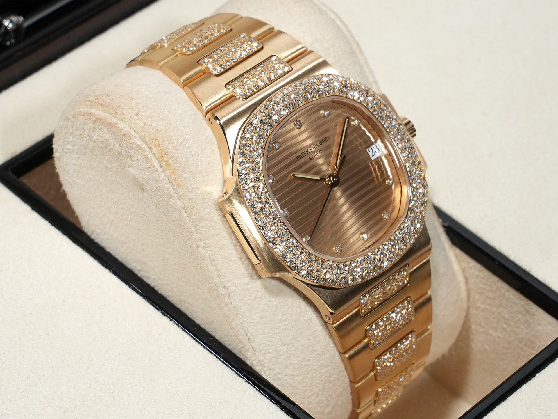 パテックフィリップ ノーチラス Ref.3800/5J-001 イエローゴールド シャンパンx11Pダイヤ文字盤 美中古 c8ez3p39