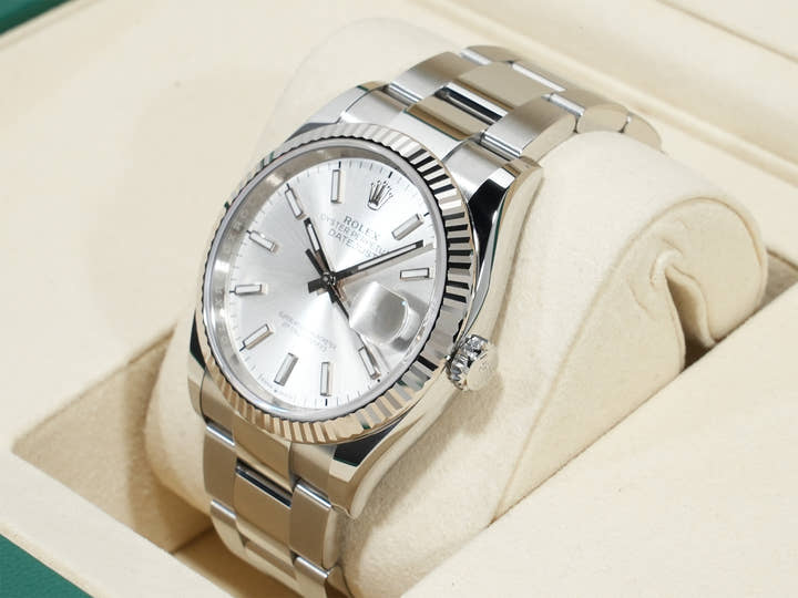 ロレックス デイトジャスト36 Ref.126234 ステンレススチール/ホワイトゴールド シルバー文字盤 オイスターブレスレット 未使用 kopywqse