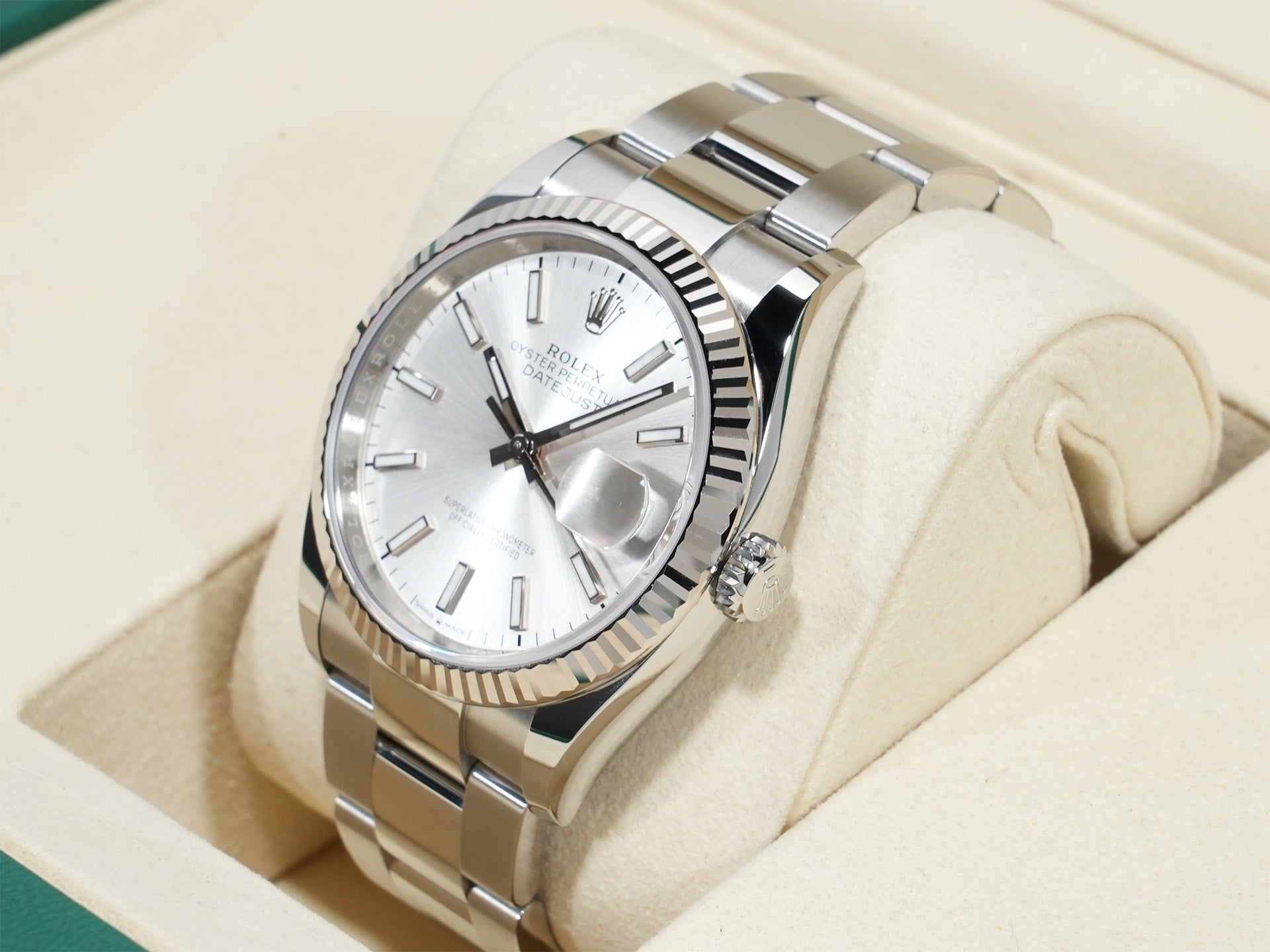 ロレックス デイトジャスト36 Ref.126234 ステンレススチール/ホワイトゴールド シルバー文字盤 オイスターブレスレット 未使用 kopywqse