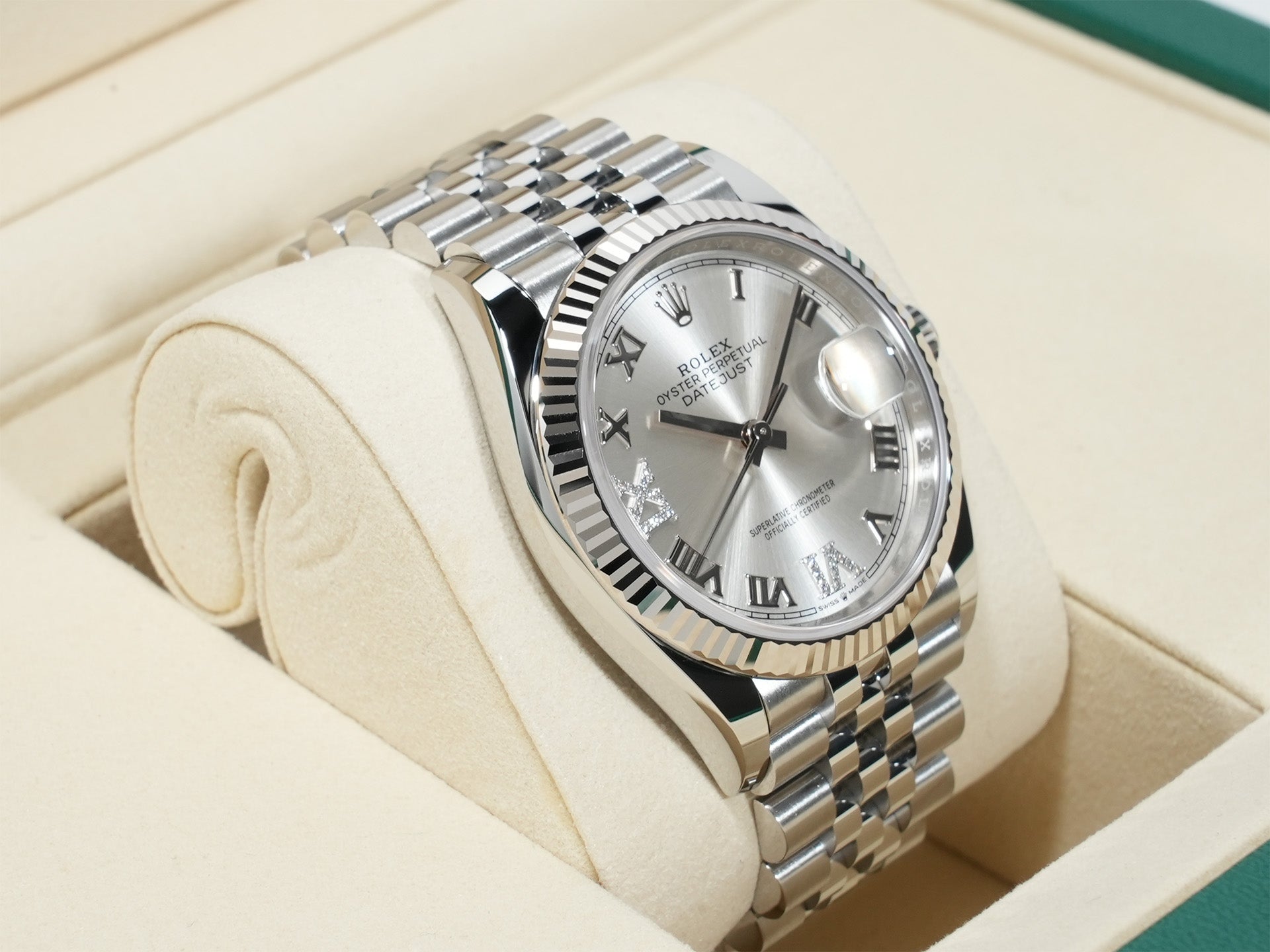 ロレックス デイトジャスト36 Ref.126234 ステンレススチール/ホワイトゴールド シルバーxダイヤモンド文字盤 ジュビリーブレスレット 未使用 6h89dshu