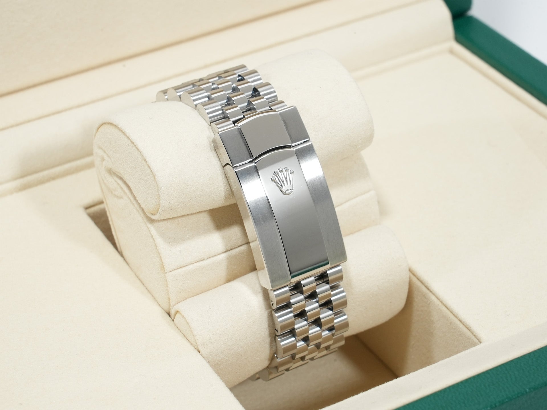 ロレックス デイトジャスト36 Ref.126234 ステンレススチール/ホワイトゴールド シルバーxダイヤモンド文字盤 ジュビリーブレスレット 未使用 6h89dshu