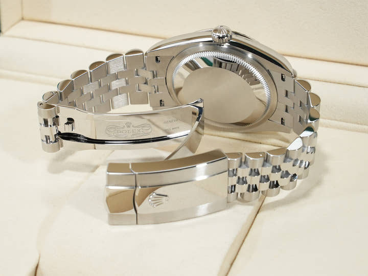 ロレックス デイトジャスト36 Ref.126234 ステンレススチール/ホワイトゴールド シルバーxダイヤモンド文字盤 ジュビリーブレスレット 未使用 6h89dshu