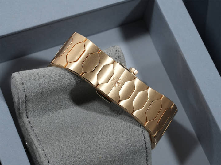 ヴァシュロンコンスタンタン ヒストリーク 222 Ref.4200H/222J-B935 イエローゴールド ゴールドトーン文字盤 極美品 e8mem8tf