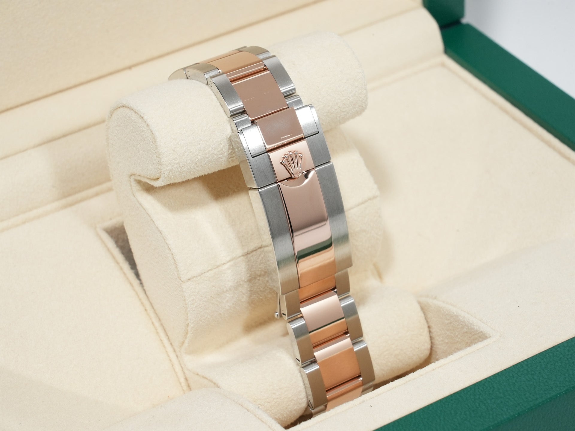 Rolex GMT-Master II Ref. 126711CHNR Stainless Steel/Everose Gold Black Dial Oyster Bracelet Excellent Condition br7c7yj8