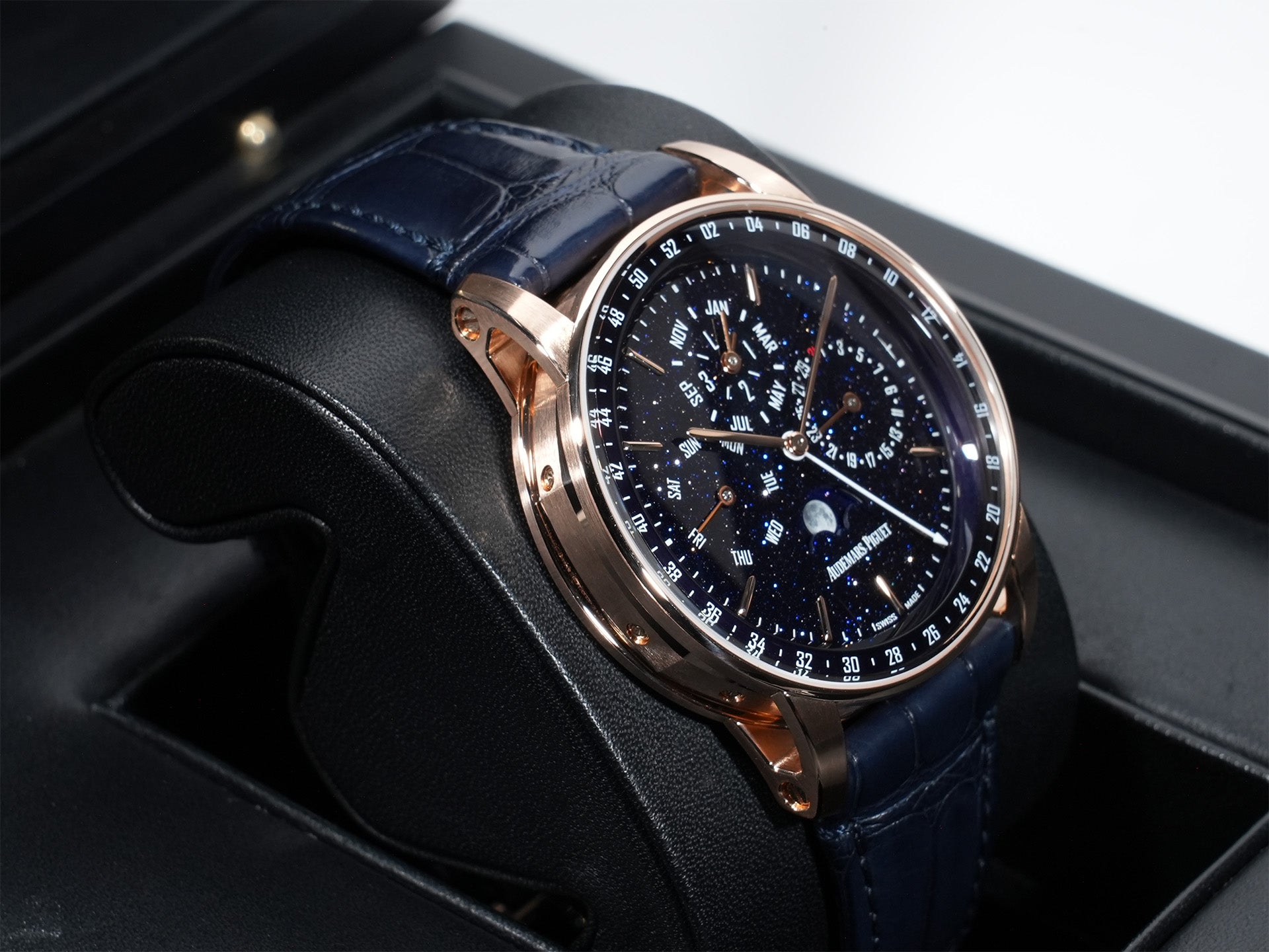 オーデマピゲ CODE 11.59 バイ オーデマ ピゲ パーペチュアルカレンダー Ref.26394OR.OO.D321CR.01 ピンクゴールド ブルーアヴェンチュリン文字盤 美品 jnyotdnp