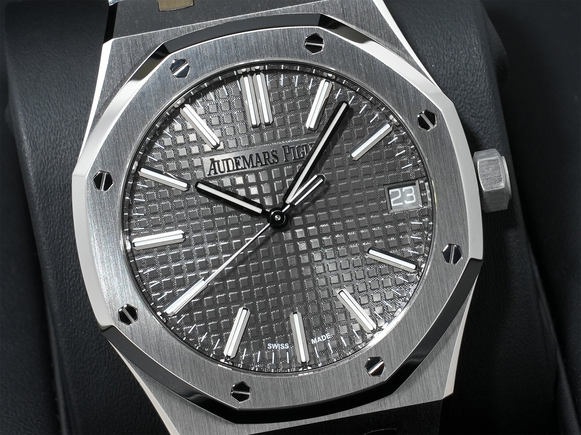 オーデマピゲ ロイヤルオーク Ref.15510ST.OO.1320ST.10 ステンレススチール グレー文字盤 美品 k39ac5z5