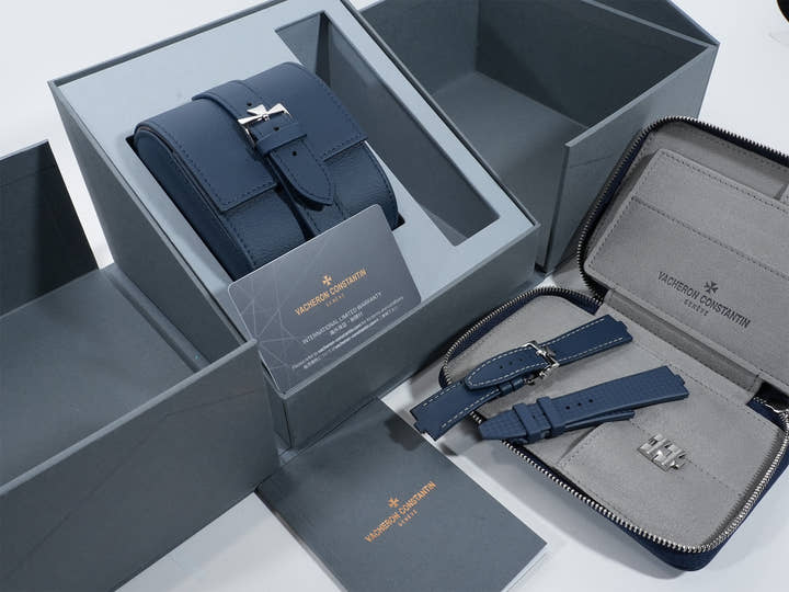 Vacheron Constantin Overseas Automatic Ref. 4600V/200A-B980 Stainless Steel Blue Dial Pre-owned j6oauvk2