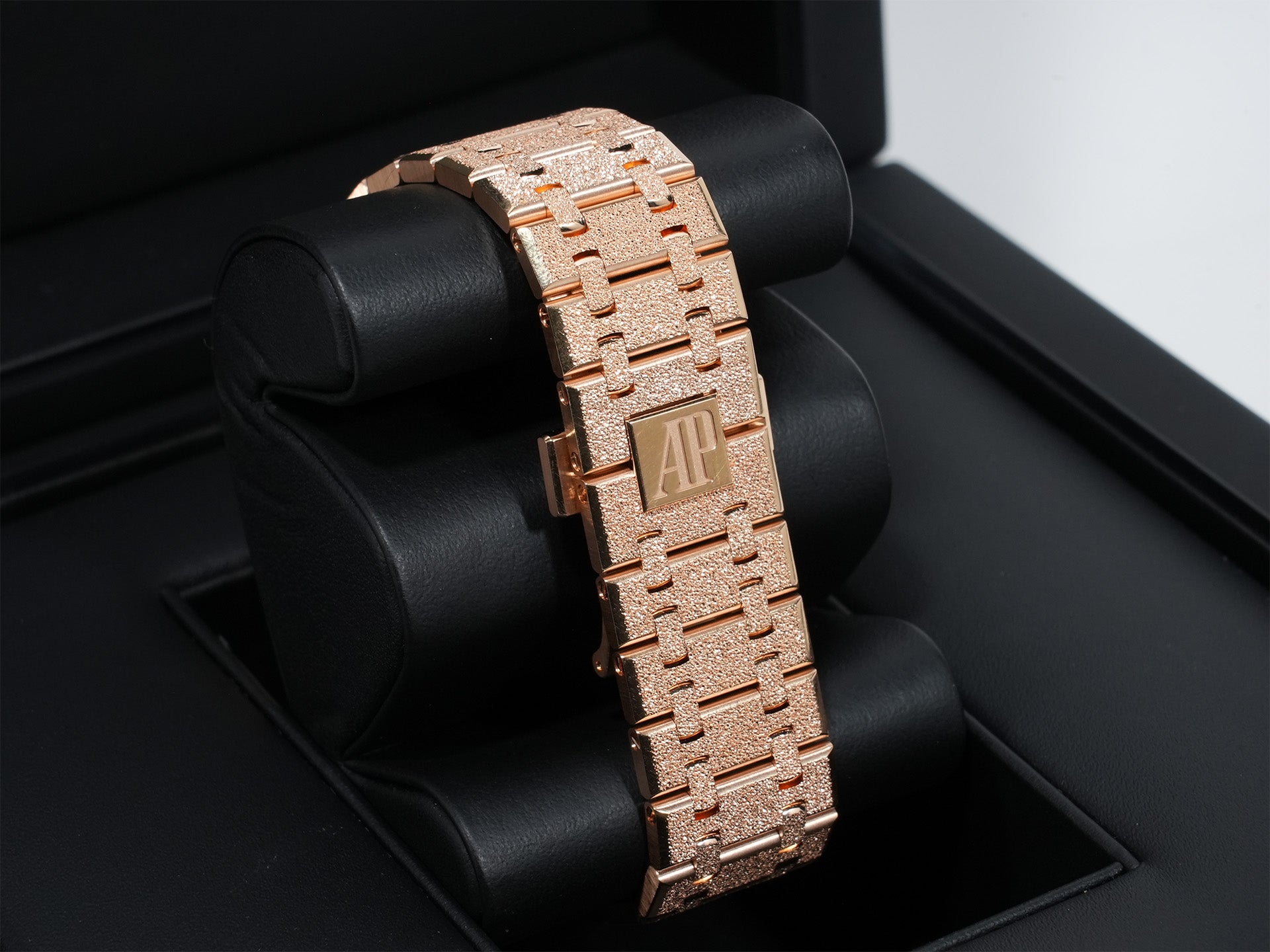 オーデマピゲ ロイヤルオーク クロノグラフ Ref.26239OR.GG.1224OR.01 ピンクゴールド ブルー文字盤 中古 err6wrya