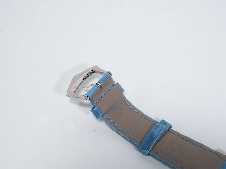 パテックフィリップ カラトラバ グランド エキシビジョン 東京2023 Ref.6127G-010/7127G-010 ホワイトゴールド ラックライトブルー(スカイブルー) ライラックトーン(パープル)文字盤 美品 7wmc4w93