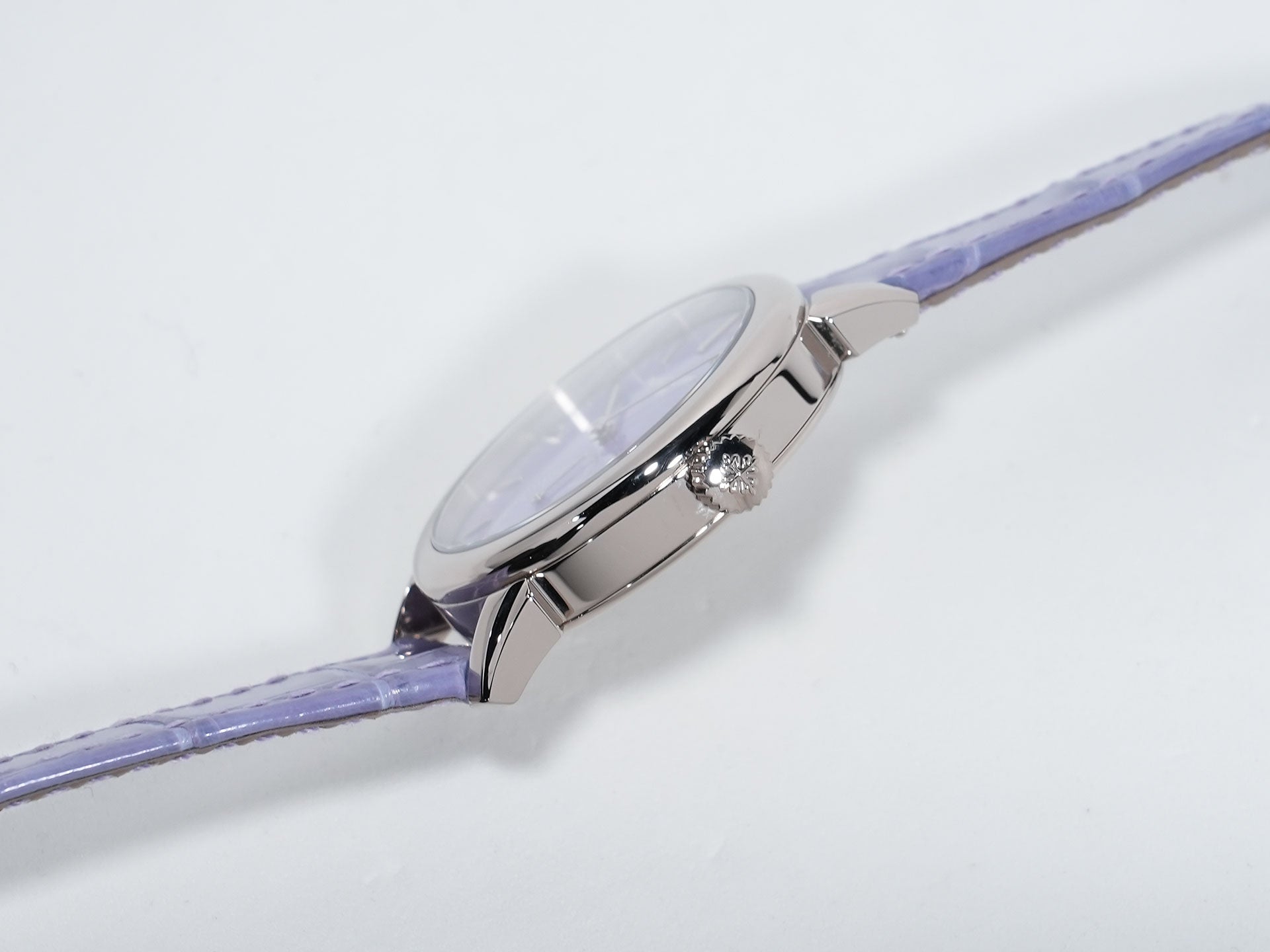 パテックフィリップ カラトラバ グランド エキシビジョン 東京2023 Ref.6127G-010/7127G-010 ホワイトゴールド ラックライトブルー(スカイブルー) ライラックトーン(パープル)文字盤 美品 7wmc4w93