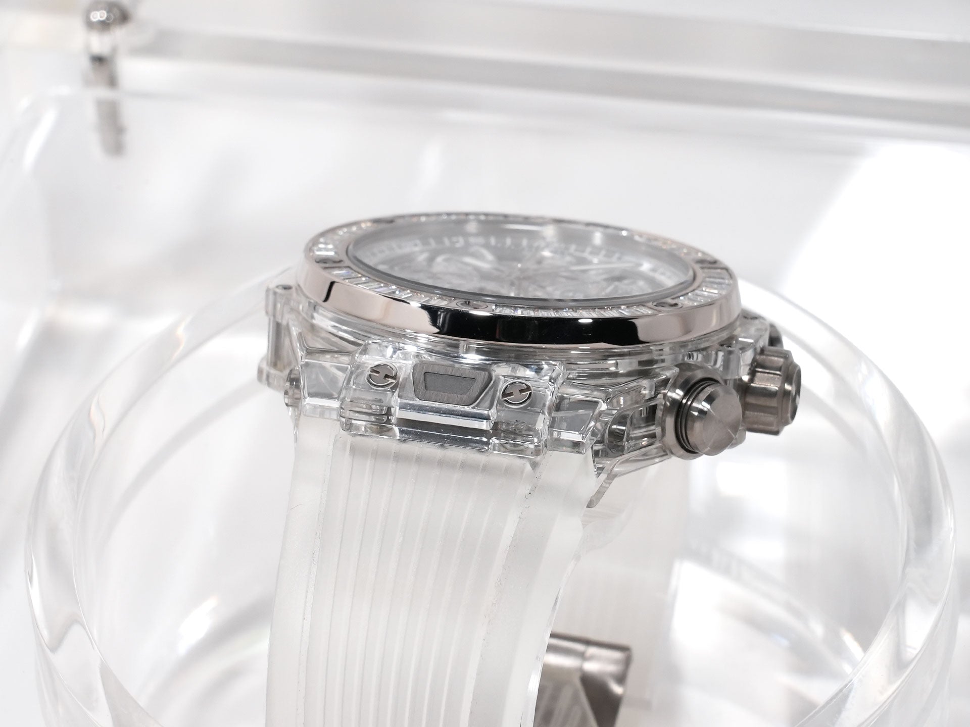 ウブロ ビッグバン ウニコ サファイアバゲット Ref.411.JX.4802.RT.1904 サファイアクリスタル スケルトン文字盤 美中古 tvspuxr6