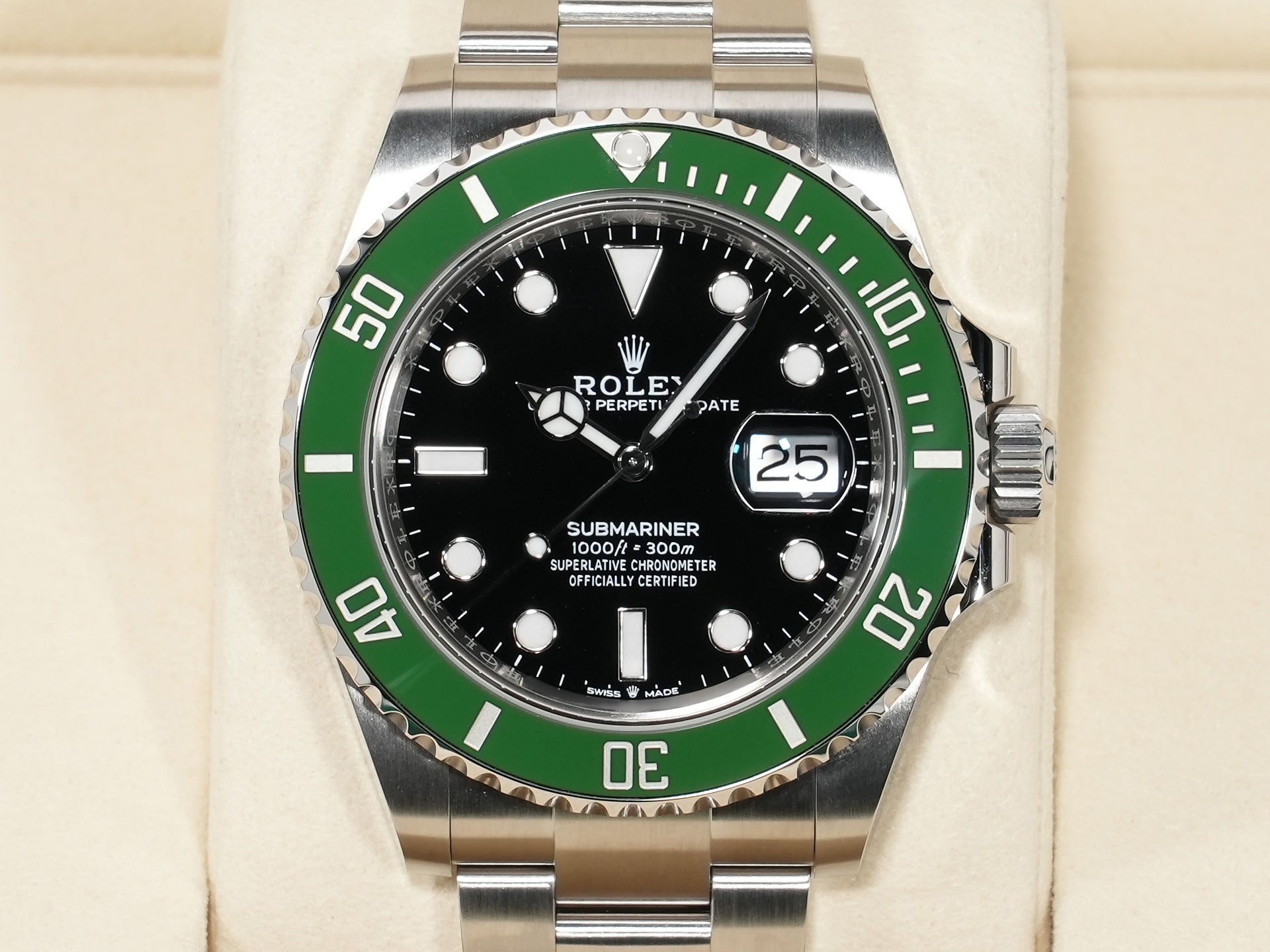 Rolex Submariner Date Ref. 126610LV Stainless Steel Black Dial Unused kwsaq2dx