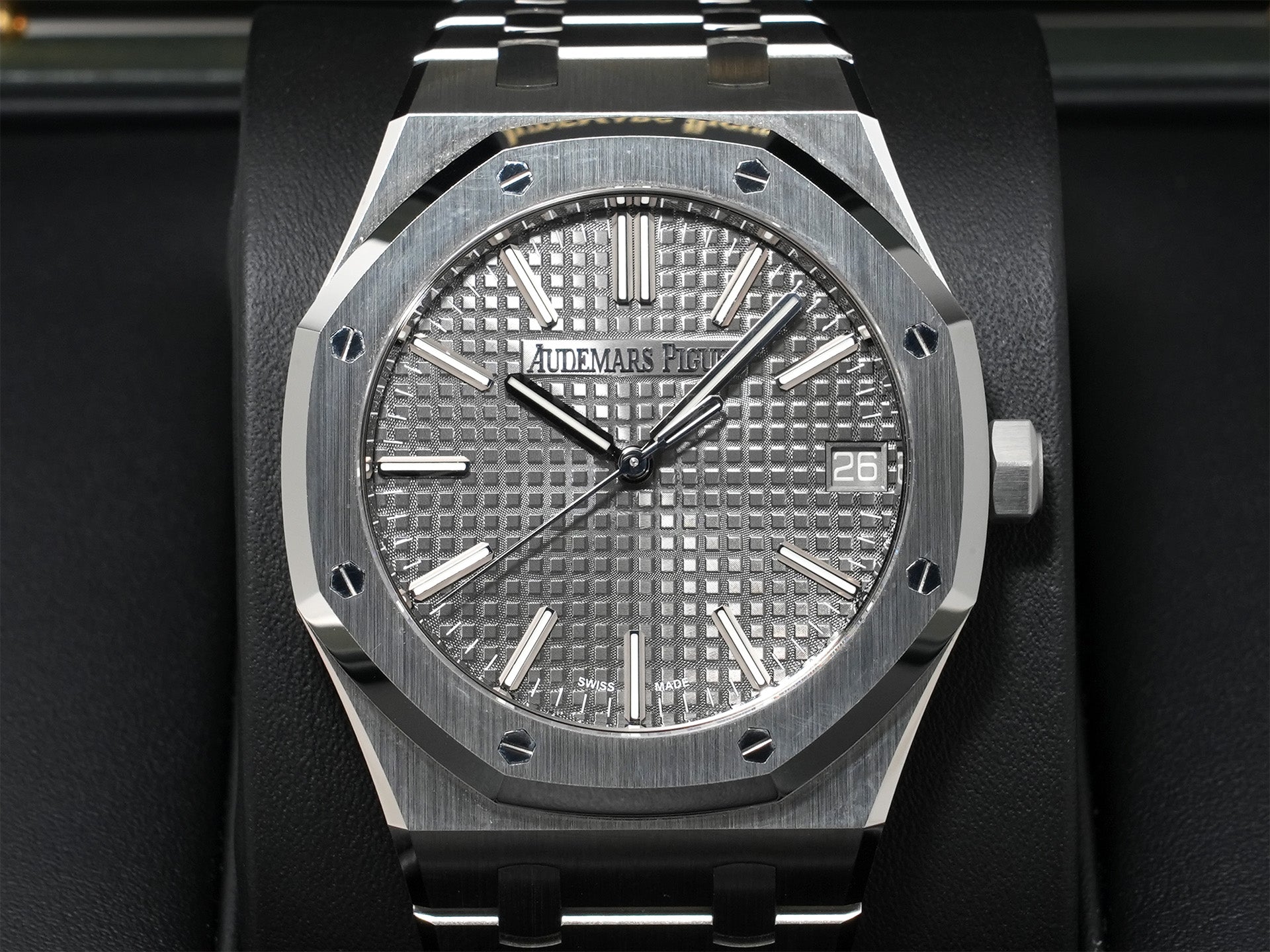 Audemars Piguet Royal Oak Ref. 15510ST.OO.1320ST.10 Stainless Steel Gray Dial Excellent Condition bvbksmc6
