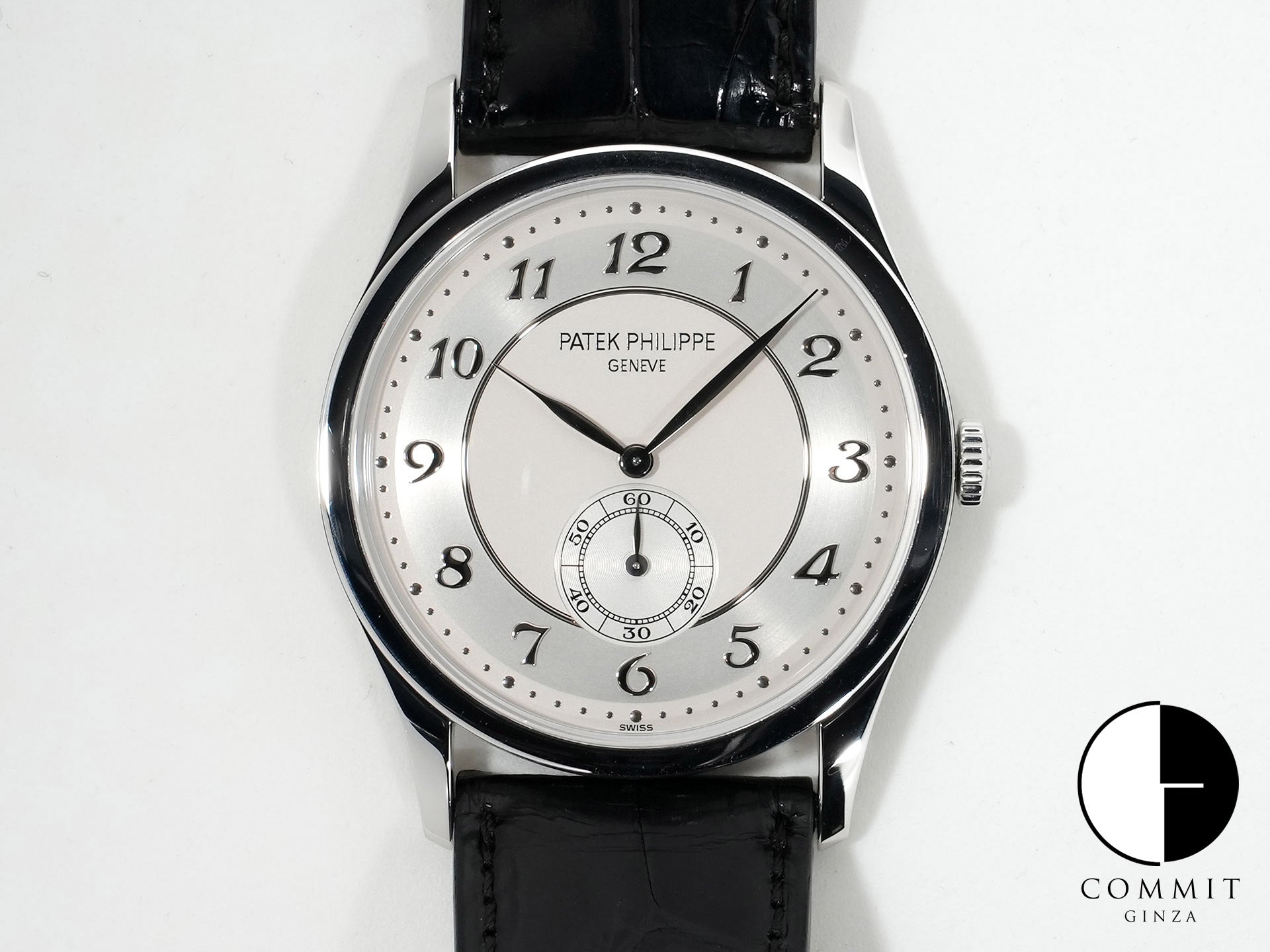 Patek Philippe Calatrava Ref. 5196P-001 Platinum Silver Dial Pre-owned c9wuitj7