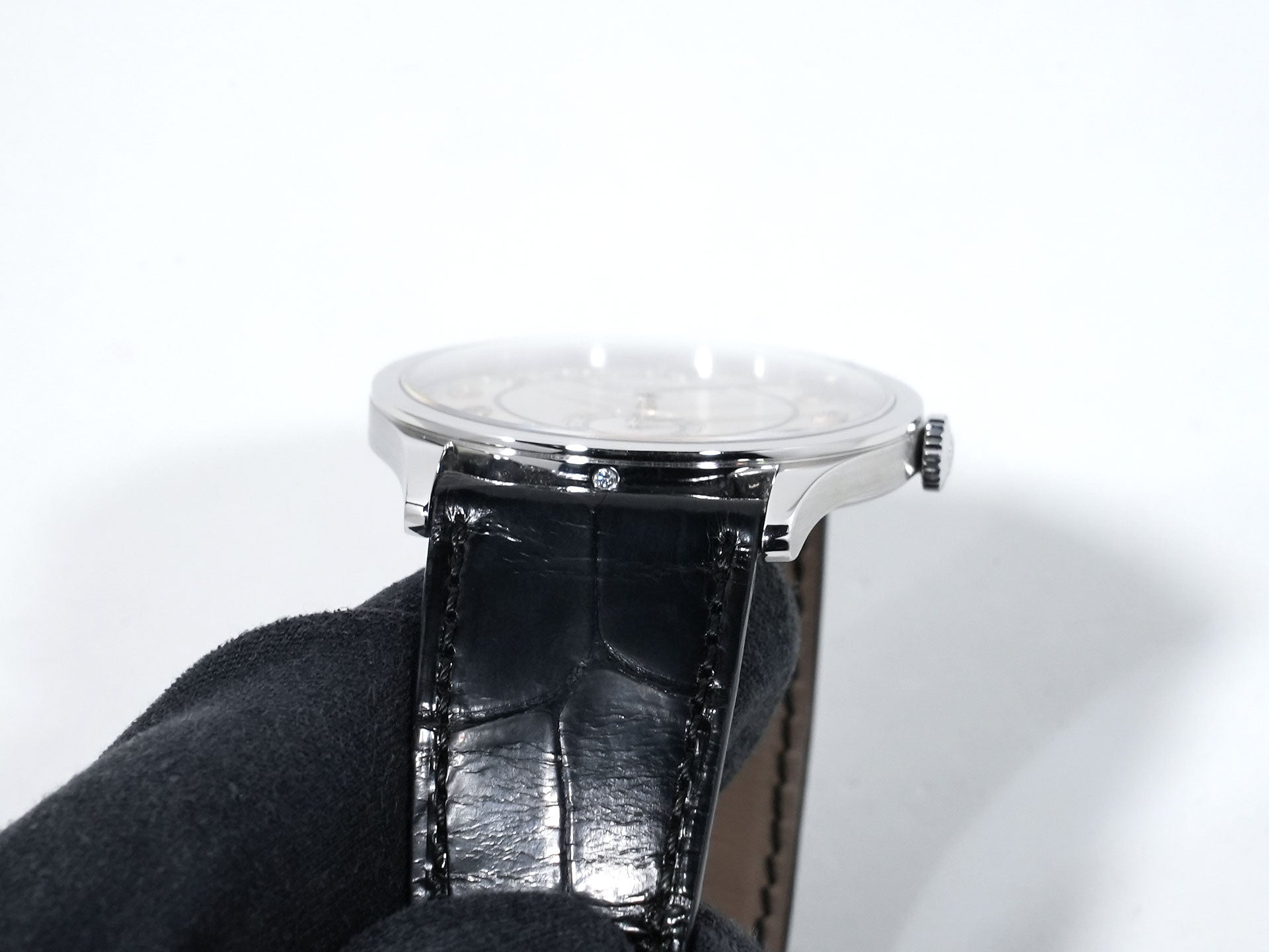 Patek Philippe Calatrava Ref. 5196P-001 Platinum Silver Dial Pre-owned c9wuitj7