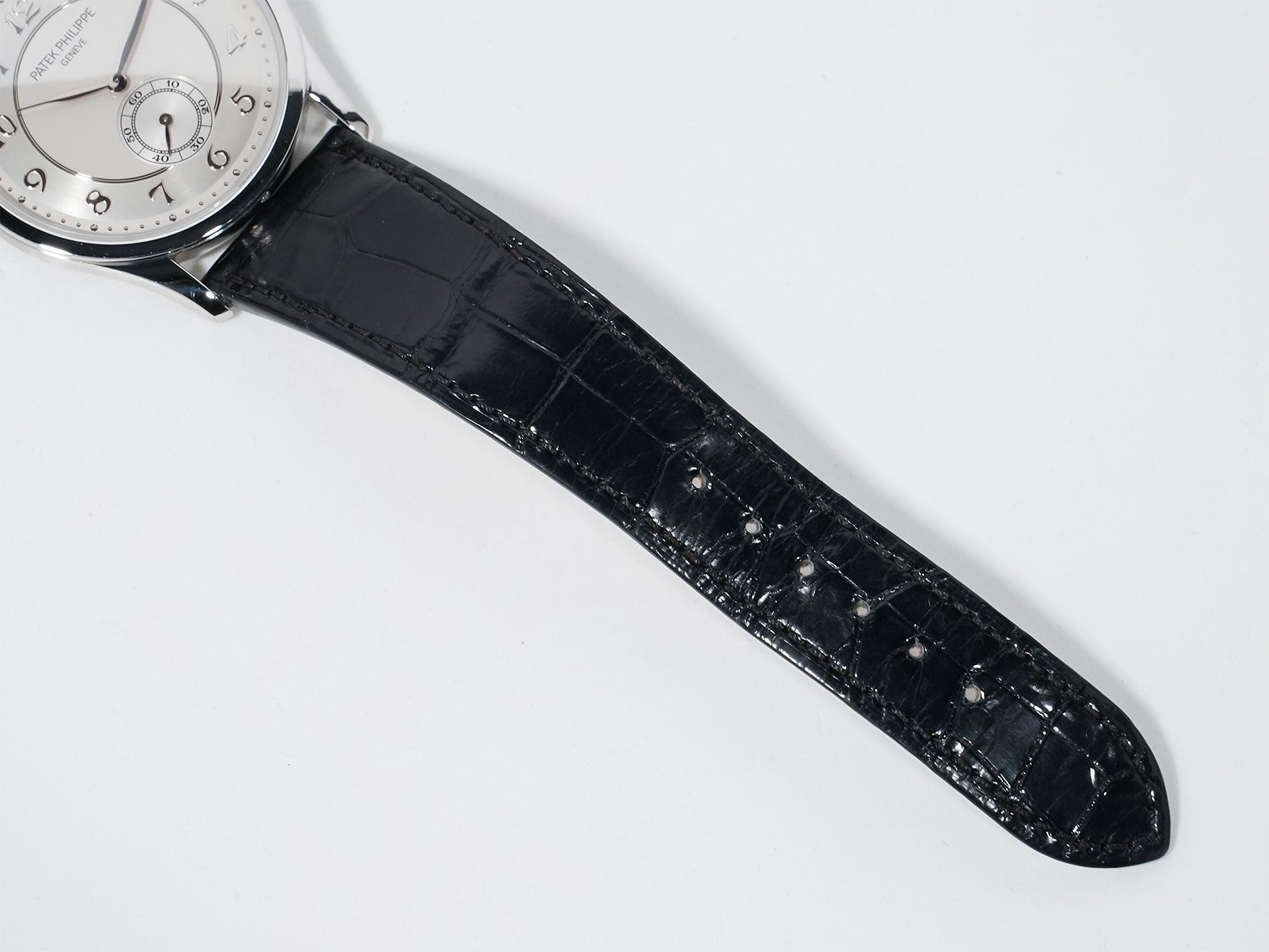 Patek Philippe Calatrava Ref. 5196P-001 Platinum Silver Dial Pre-owned c9wuitj7