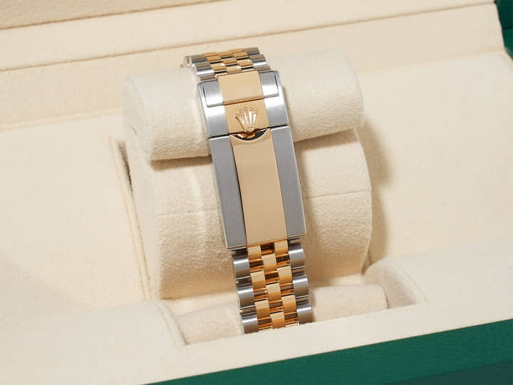 Rolex GMT-Master II Ref. 126713GRNR Stainless Steel/Yellow Gold Black Dial Jubilee Bracelet Excellent Condition 8csiffn3