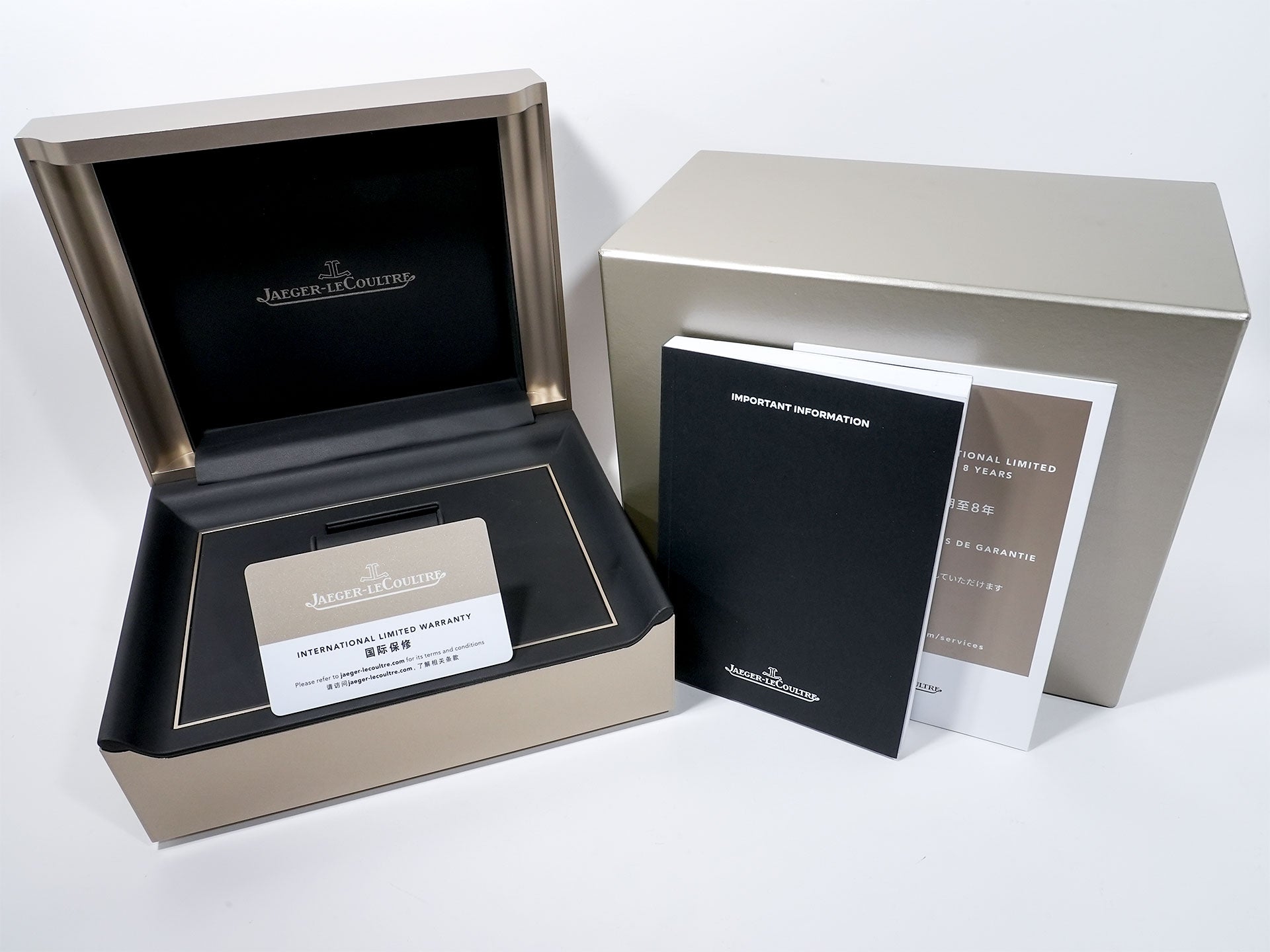 Jaeger-LeCoultre Reverso Classic Duo Small Seconds Ref. Q2458422 Stainless Steel Silver and Black Dial Excellent Condition 8w2uagfb