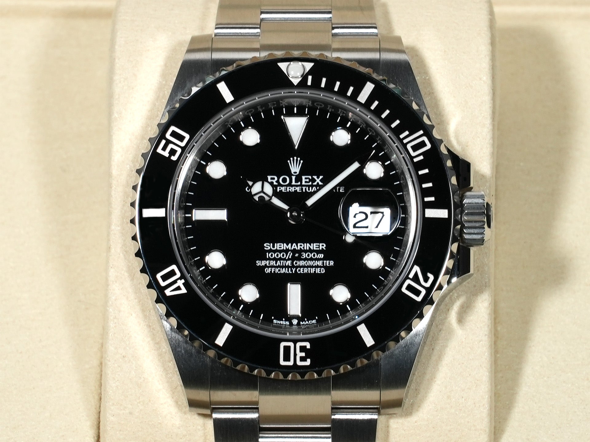 Rolex Submariner Date Ref. 126610LN Stainless Steel Black Dial Unused h4gugp7d