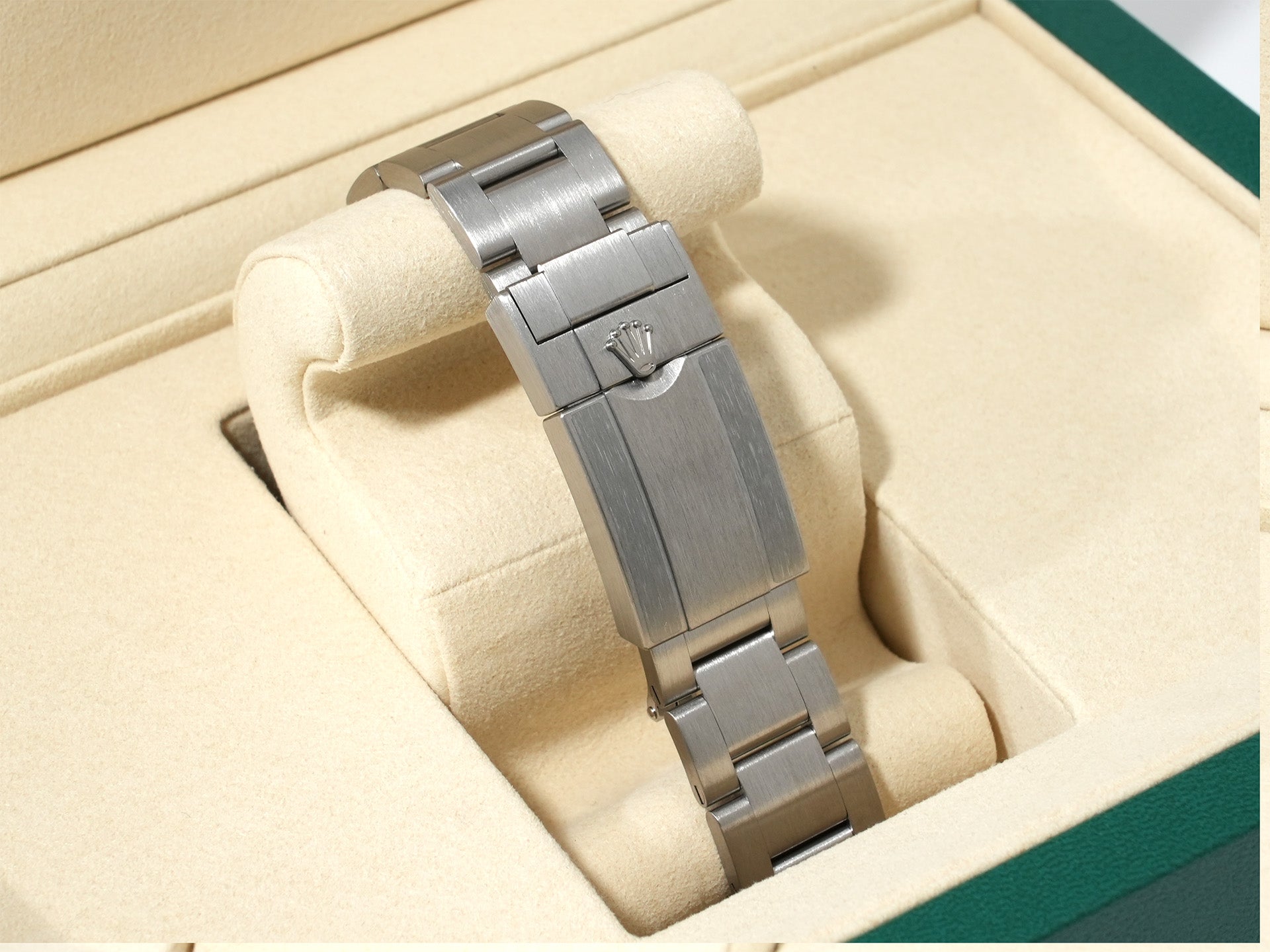 Rolex Yacht-Master 42 Ref. 226627 RLX Titanium Black Dial Unused kf65rd8u