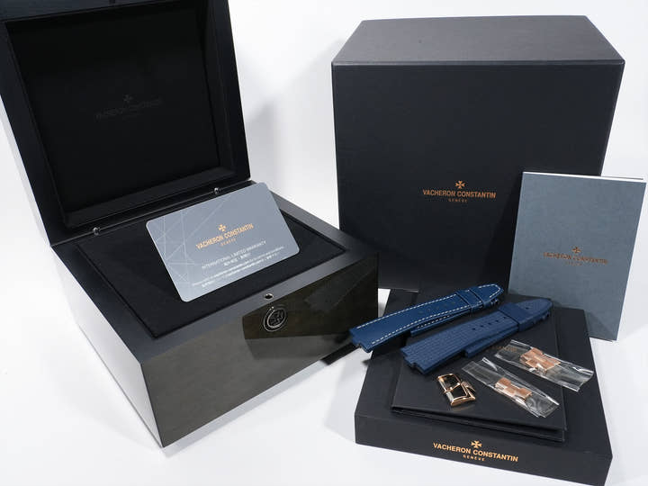 Vacheron Constantin Overseas Automatic Ref. 4520V/210R-B705 Pink Gold Blue Dial Excellent Condition 33z3adfr