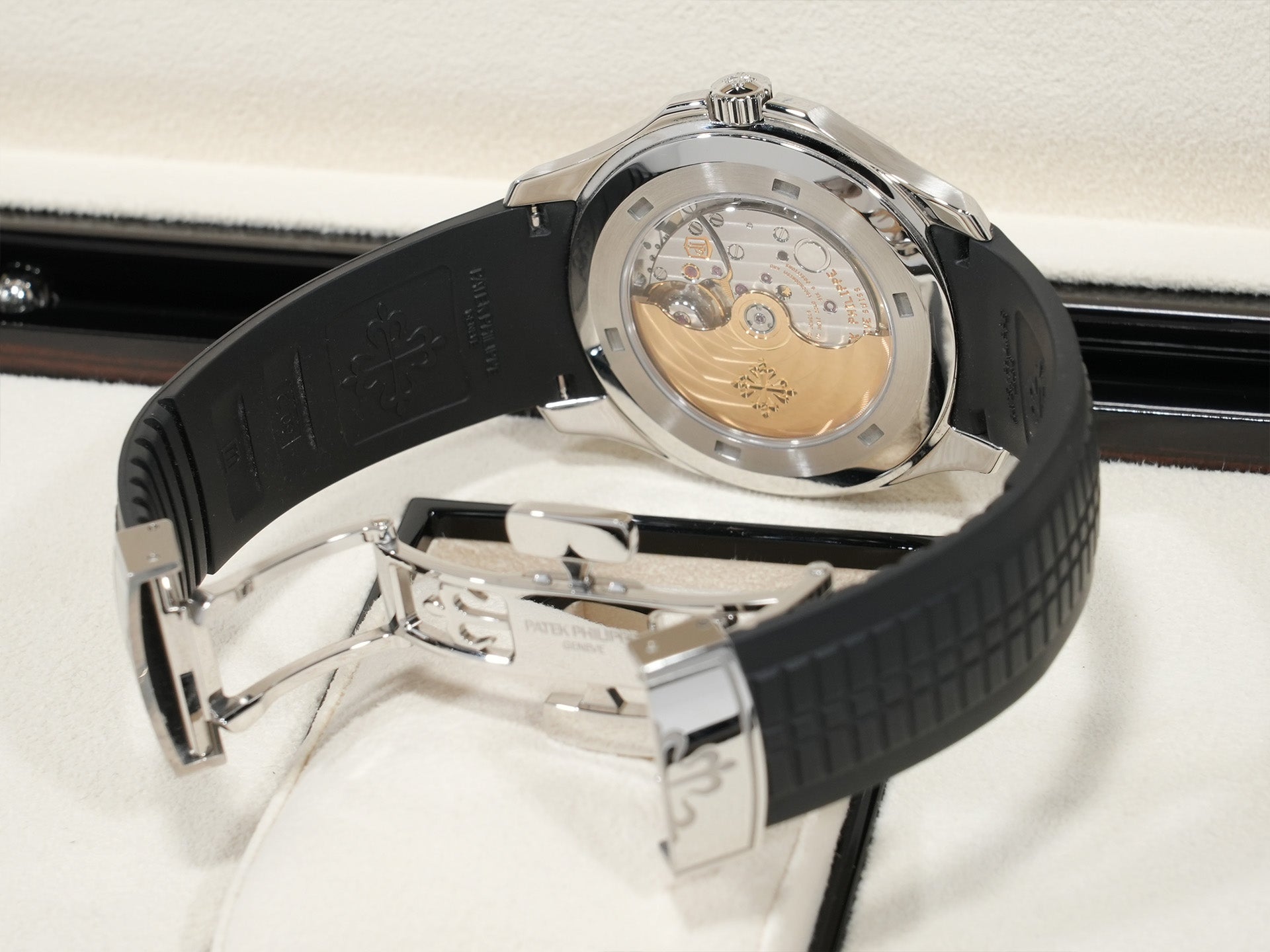 Patek Philippe Aquanaut Ref. 5167A-001 Stainless Steel Black Dial Excellent Condition vtzgh4uv