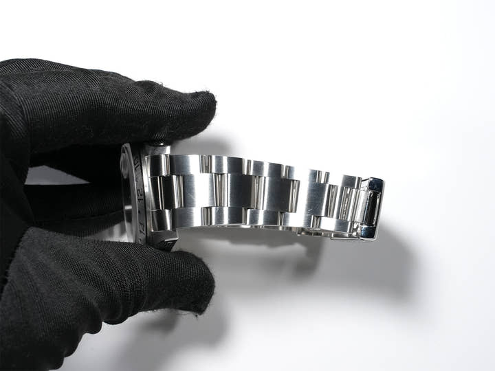 Pre-owned Rolex Explorer II Ref. 16570 Stainless Steel White Dial Oyster Bracelet mg52t55y