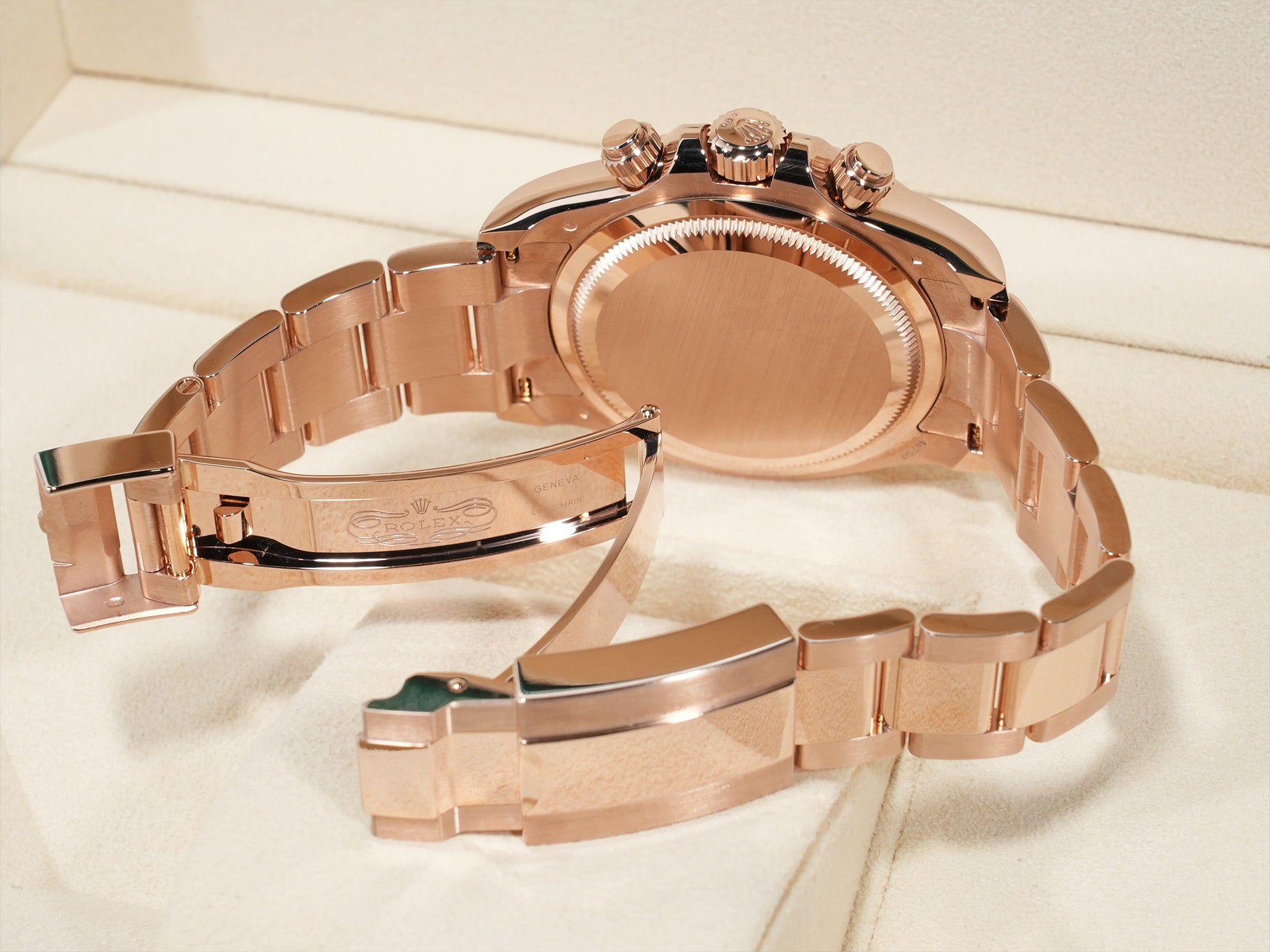 ロレックス デイトナ Ref.126505 エバーローズゴールド サンダストxブライトブラック文字盤 未使用 h838wcqk