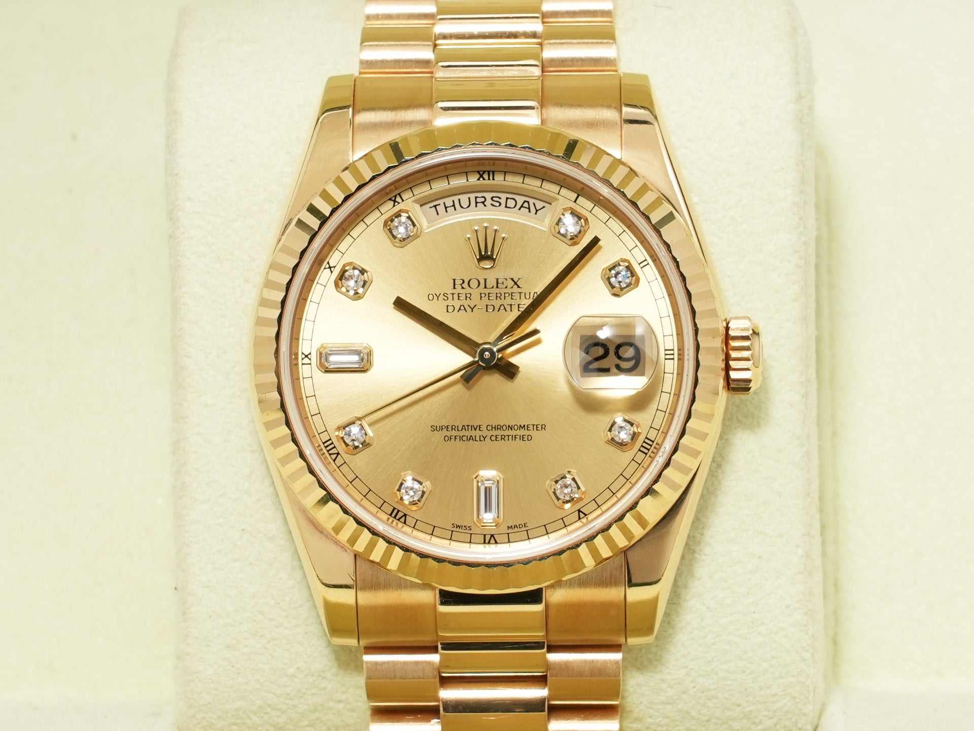 Rolex Day-Date 36 Ref. 118238A Yellow Gold Champagne Dial Pre-owned bjpet7xa