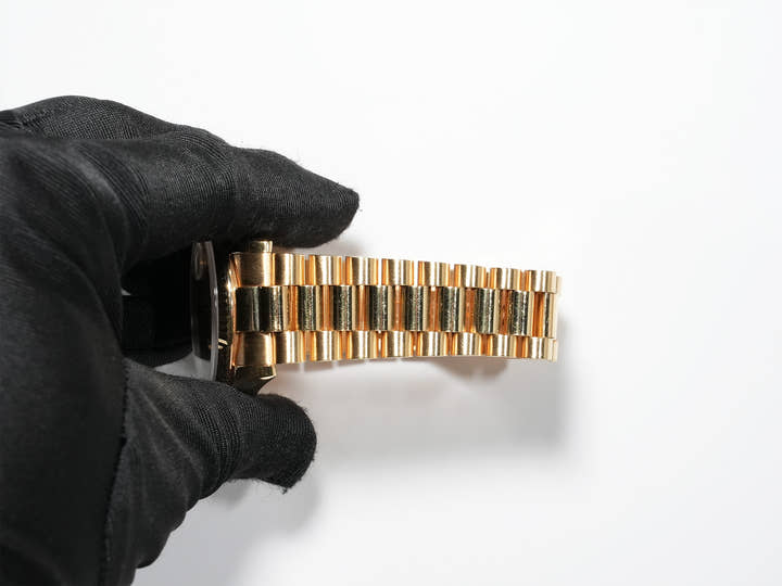 Rolex Day-Date 36 Ref. 118238A Yellow Gold Champagne Dial Pre-owned bjpet7xa