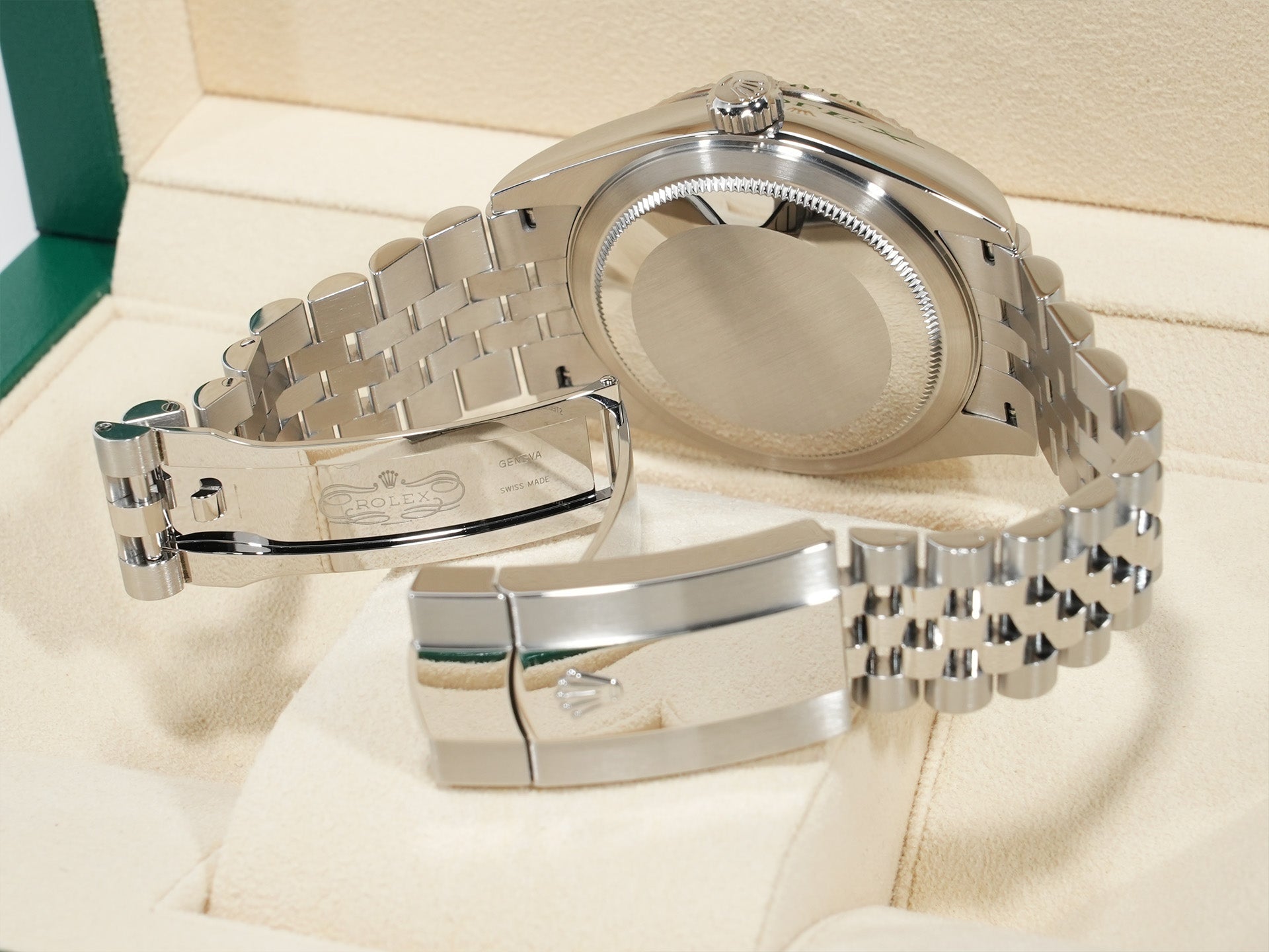 Pre-owned Rolex Sky-Dweller Ref. 326934 in stainless steel/white gold with a blue dial and Jubilee bracelet.