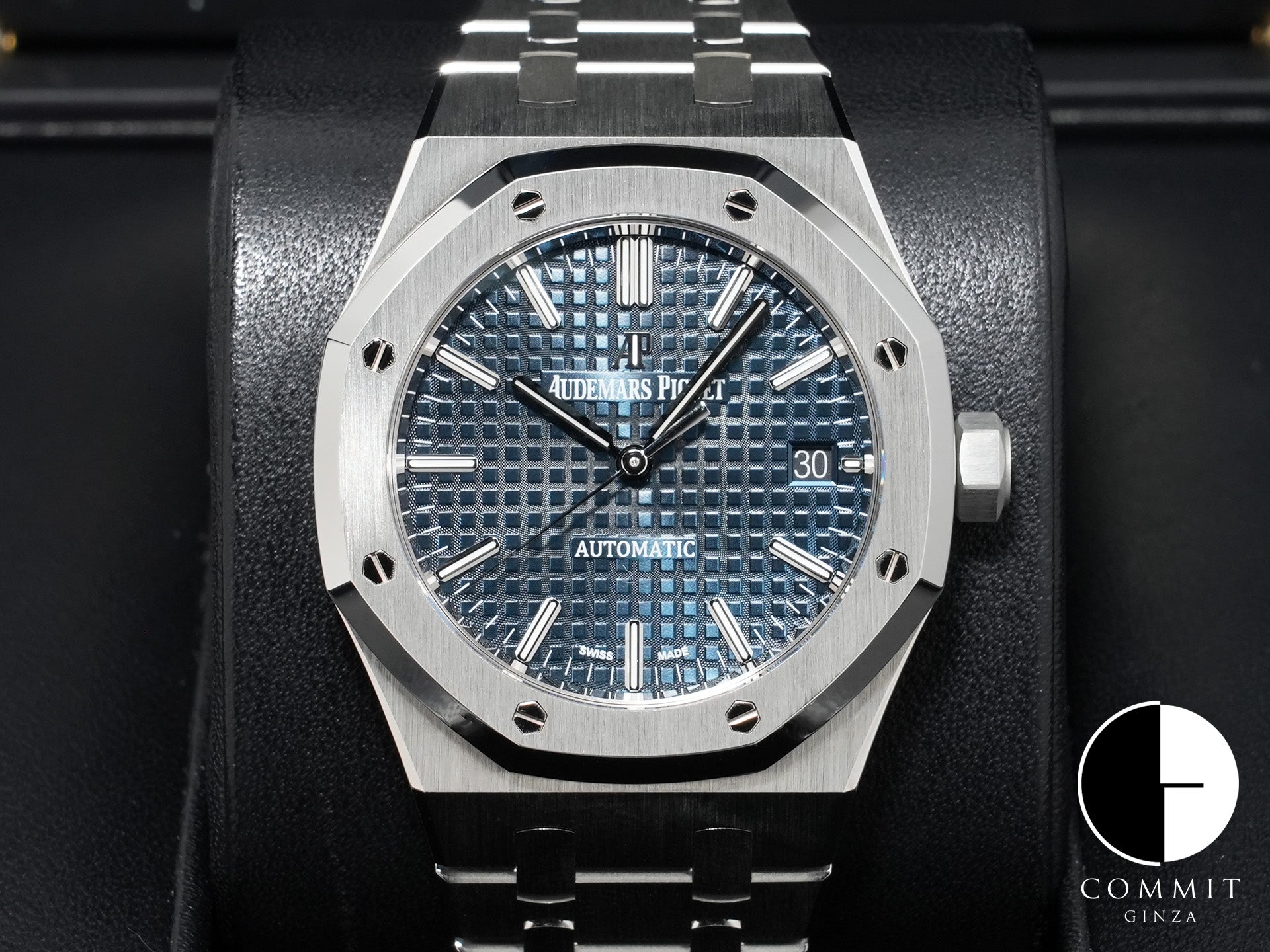 Audemars Piguet Royal Oak Ref. 15450ST.OO.1256ST.03 Stainless Steel Blue Dial Excellent Condition nncn2brw